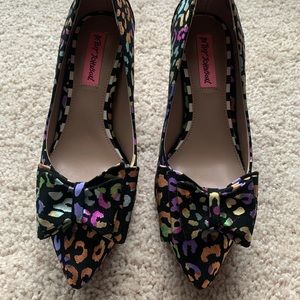 Betsey Johnson Leopard Print Pumps with Bow